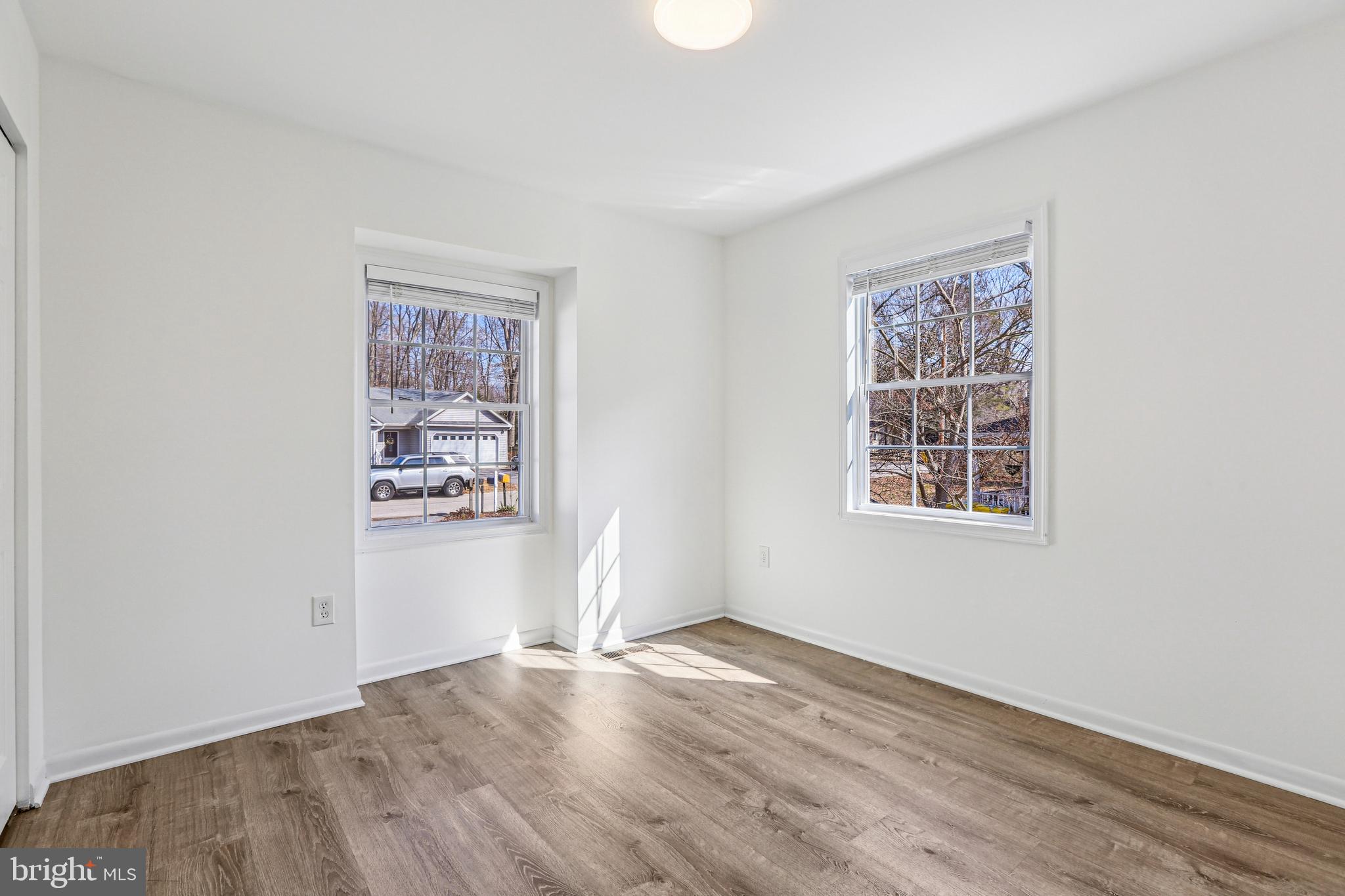 OAK GROVE - Residential