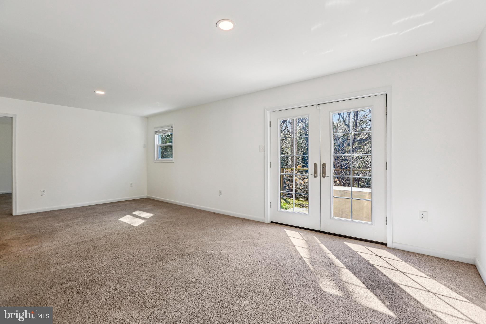 OAK GROVE - Residential