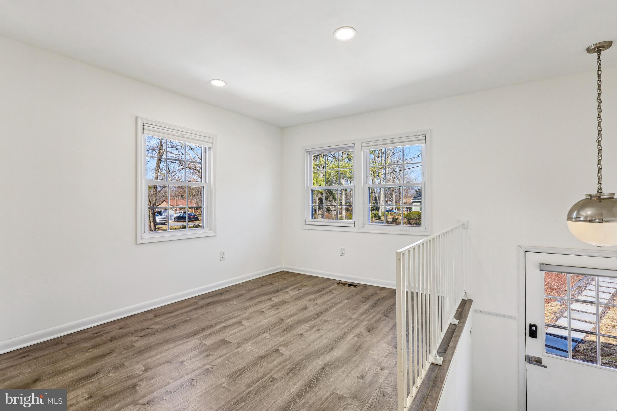 OAK GROVE - Residential