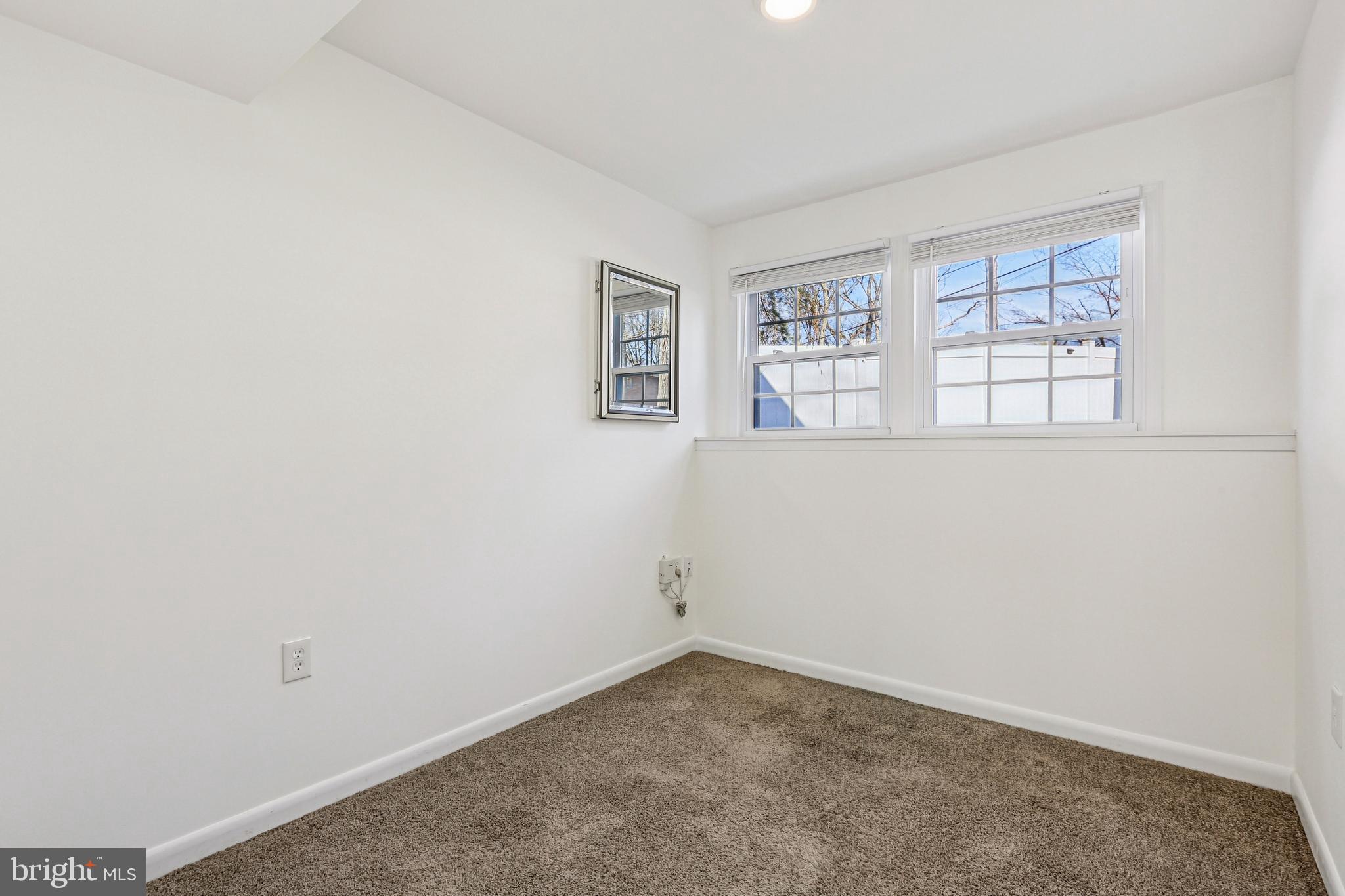 OAK GROVE - Residential