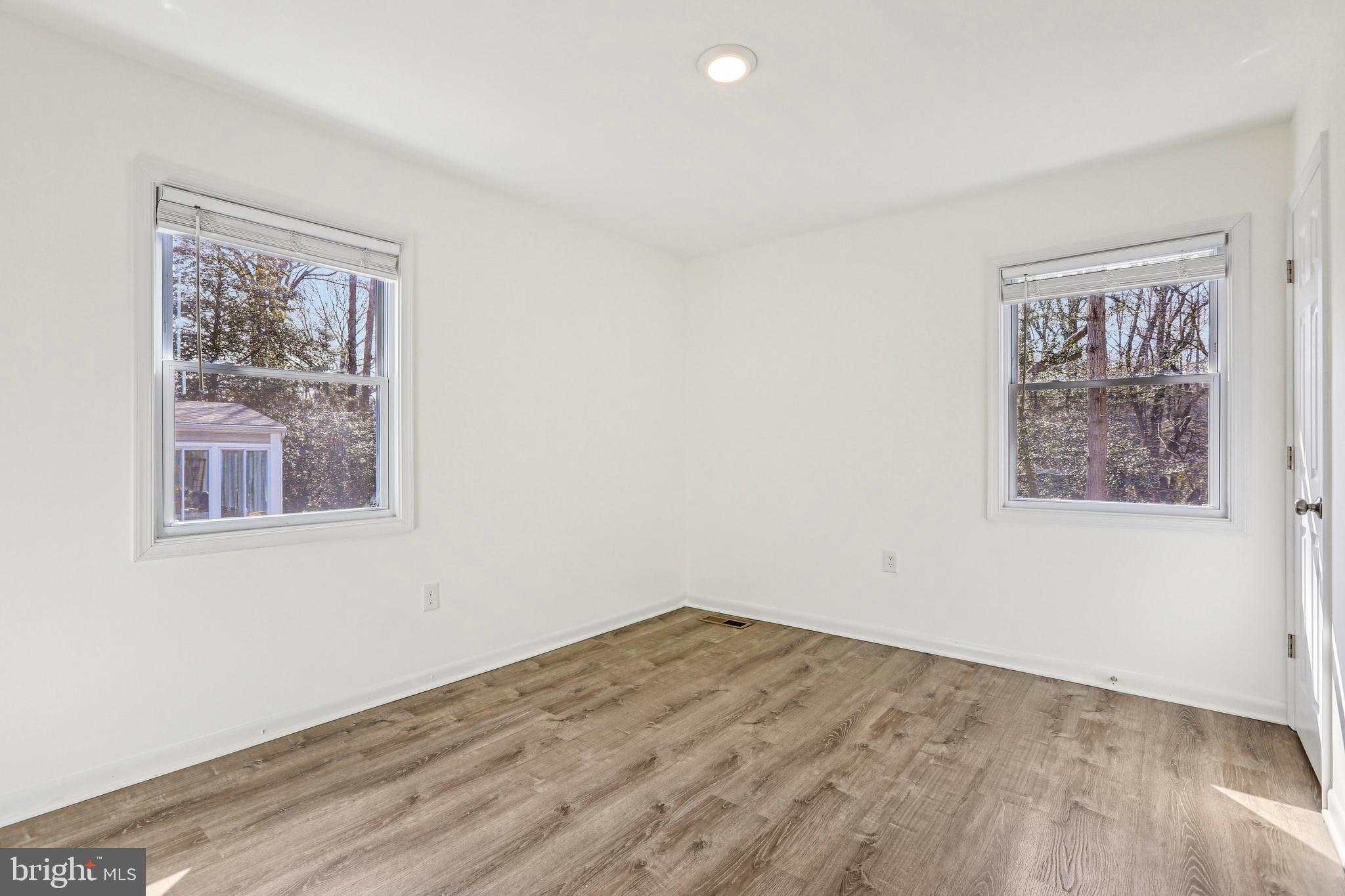 OAK GROVE - Residential