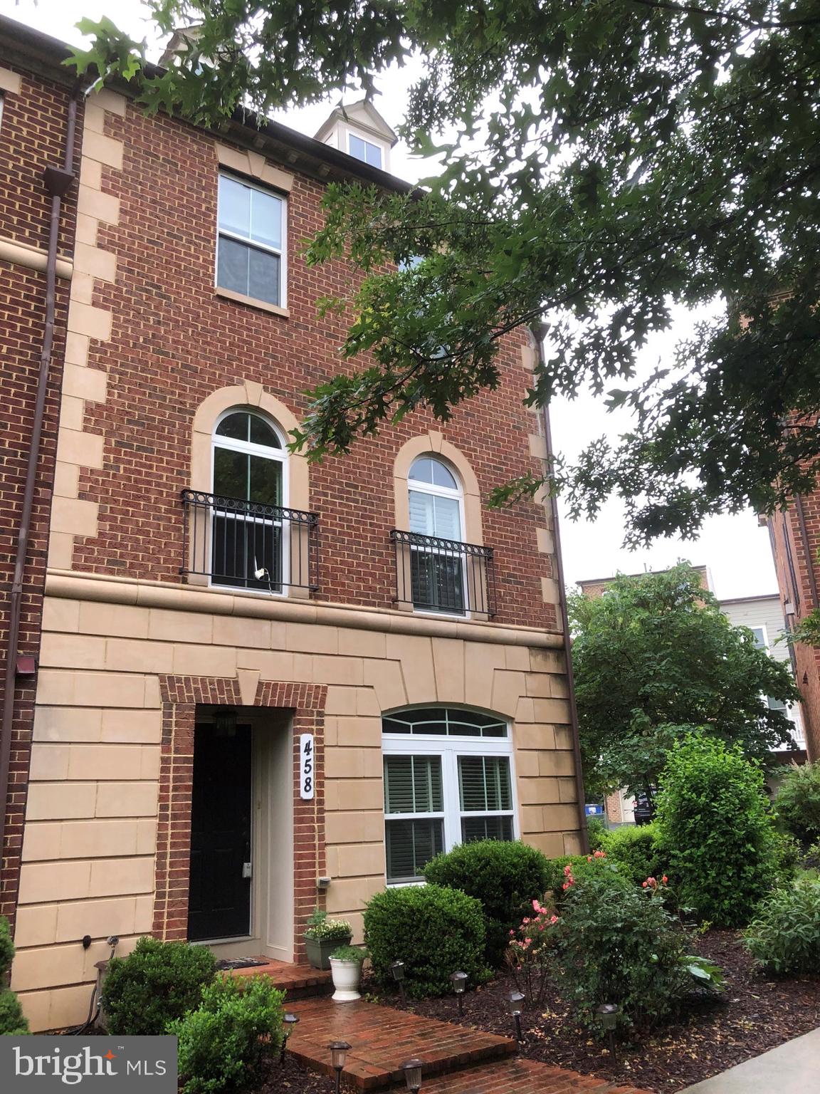 PARKLANDS AT WATKINS MILL - Residential Lease