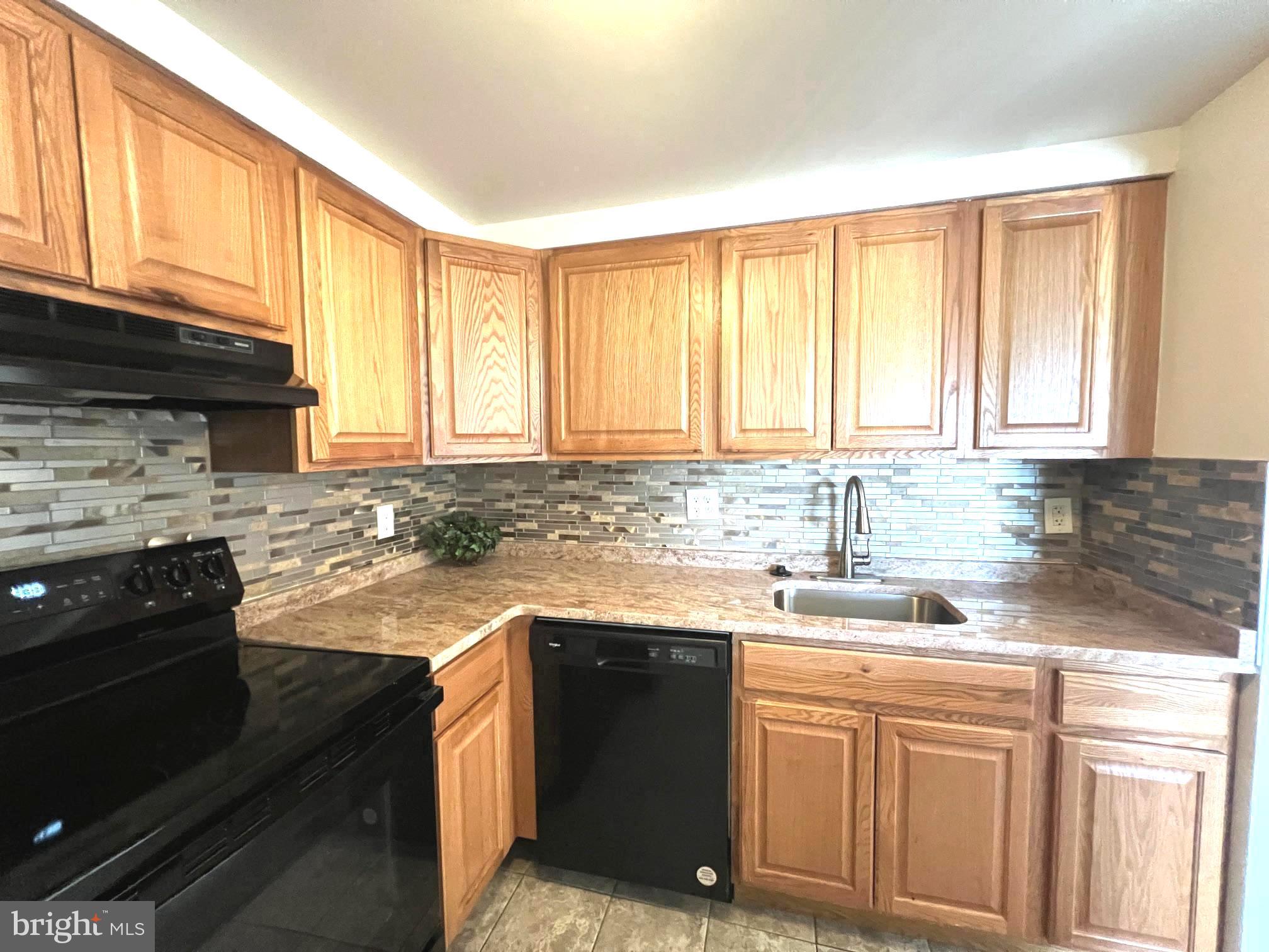 10137 PRINCE PLACE 401-6B