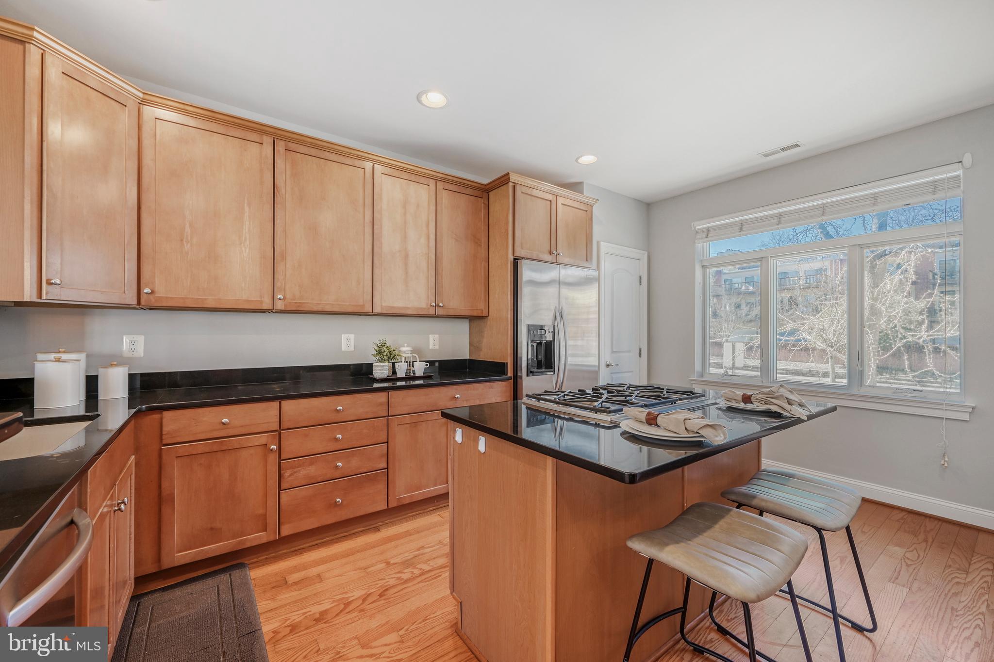 PIER HOMES AT HARBORVIEW - Residential