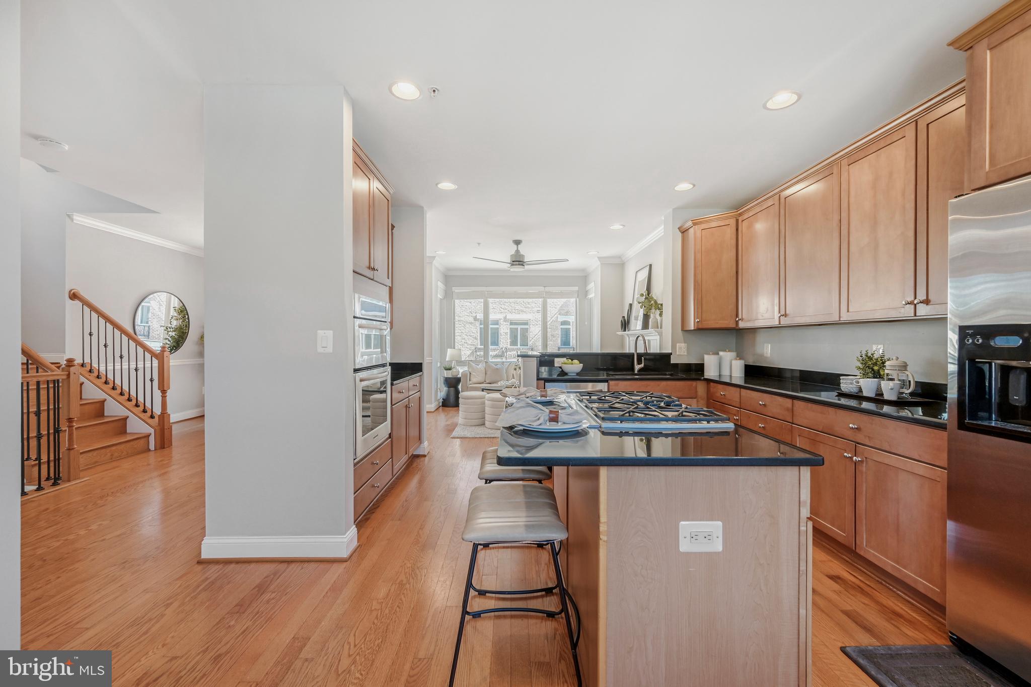 PIER HOMES AT HARBORVIEW - Residential