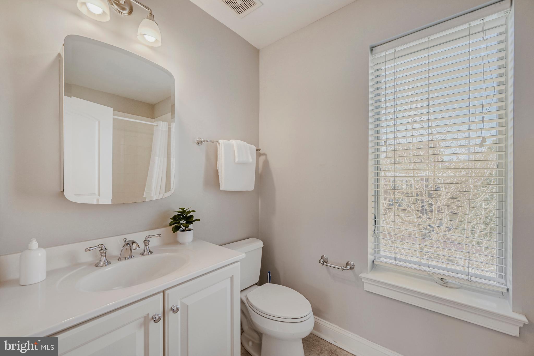 PIER HOMES AT HARBORVIEW - Residential