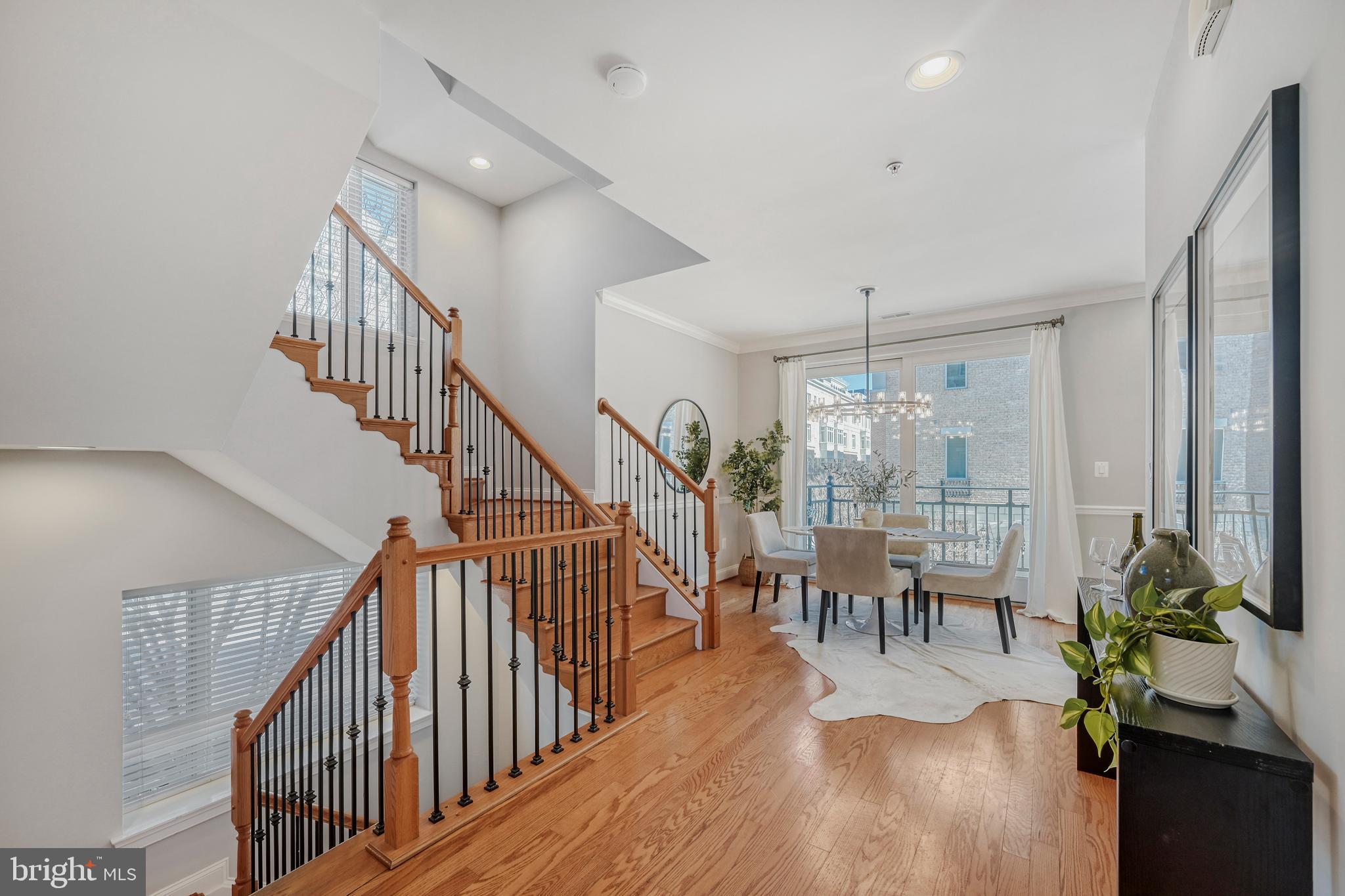 PIER HOMES AT HARBORVIEW - Residential