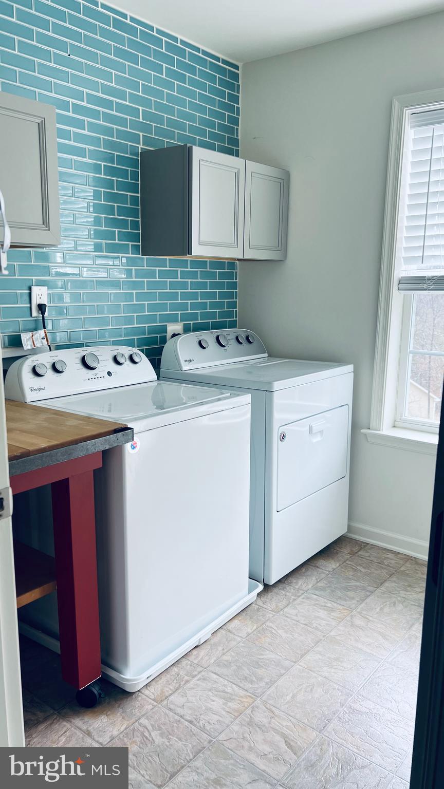 LAKE HOLIDAY ESTATES - Residential