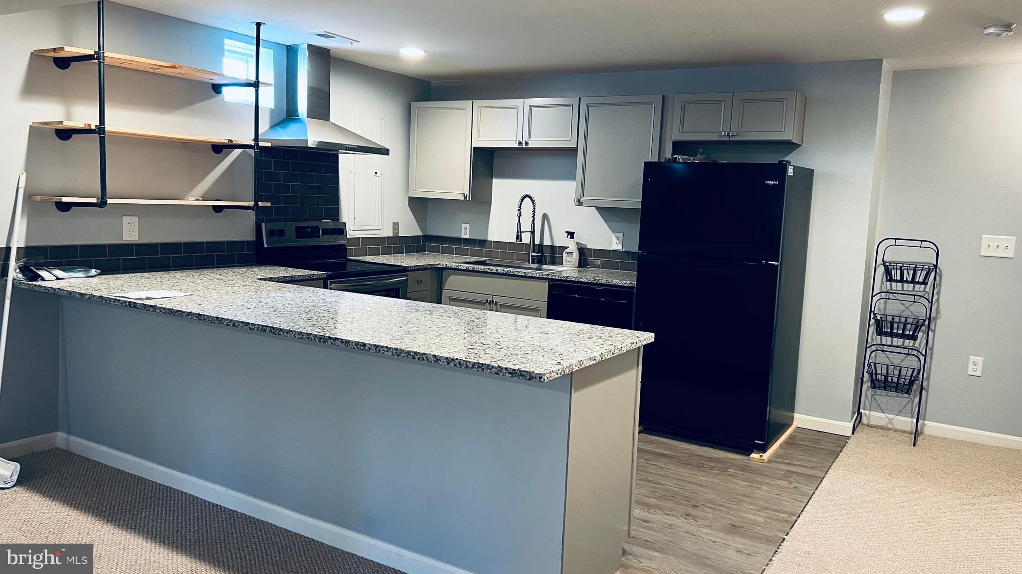 LAKE HOLIDAY ESTATES - Residential