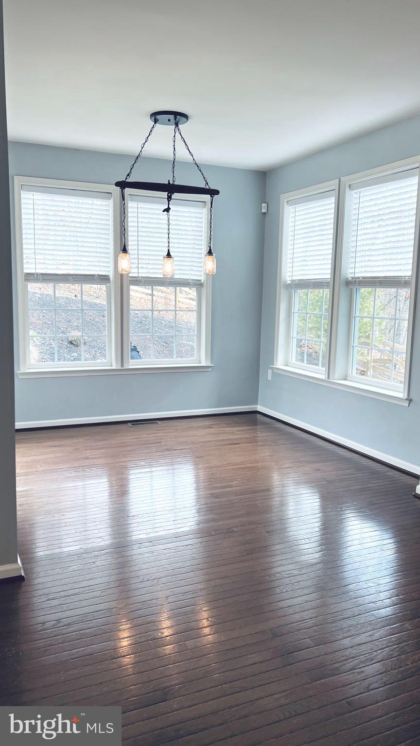 LAKE HOLIDAY ESTATES - Residential