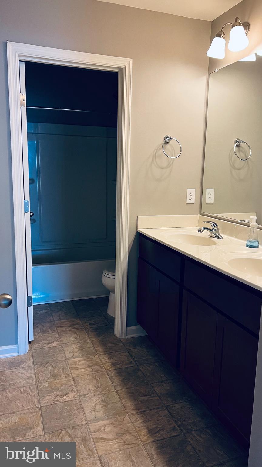 LAKE HOLIDAY ESTATES - Residential