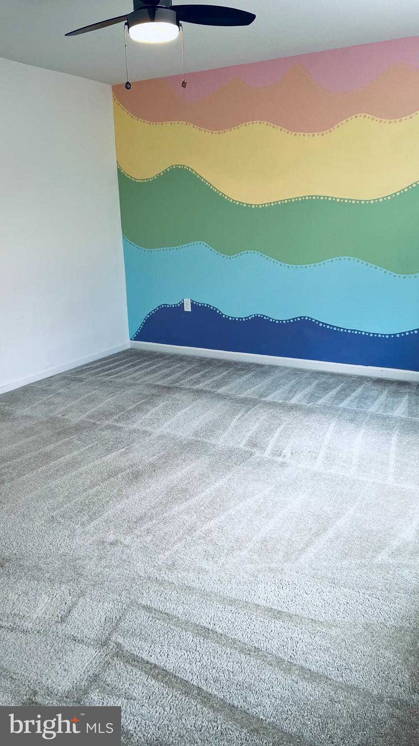 LAKE HOLIDAY ESTATES - Residential