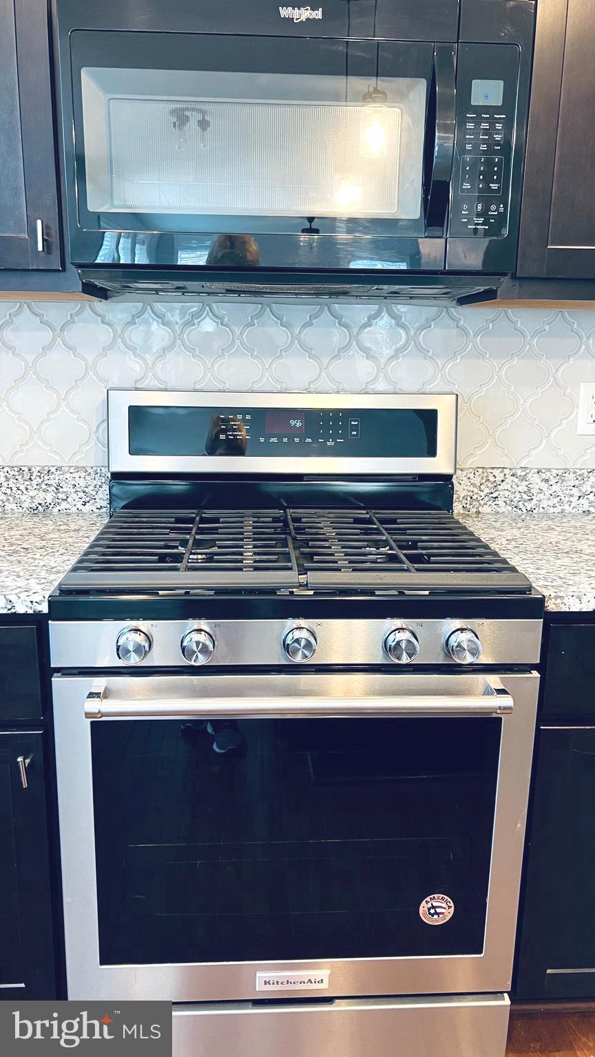 LAKE HOLIDAY ESTATES - Residential