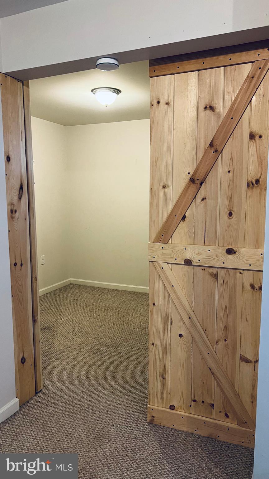 LAKE HOLIDAY ESTATES - Residential