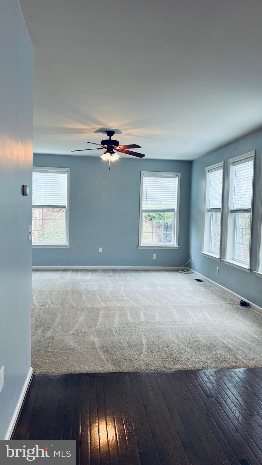 LAKE HOLIDAY ESTATES - Residential