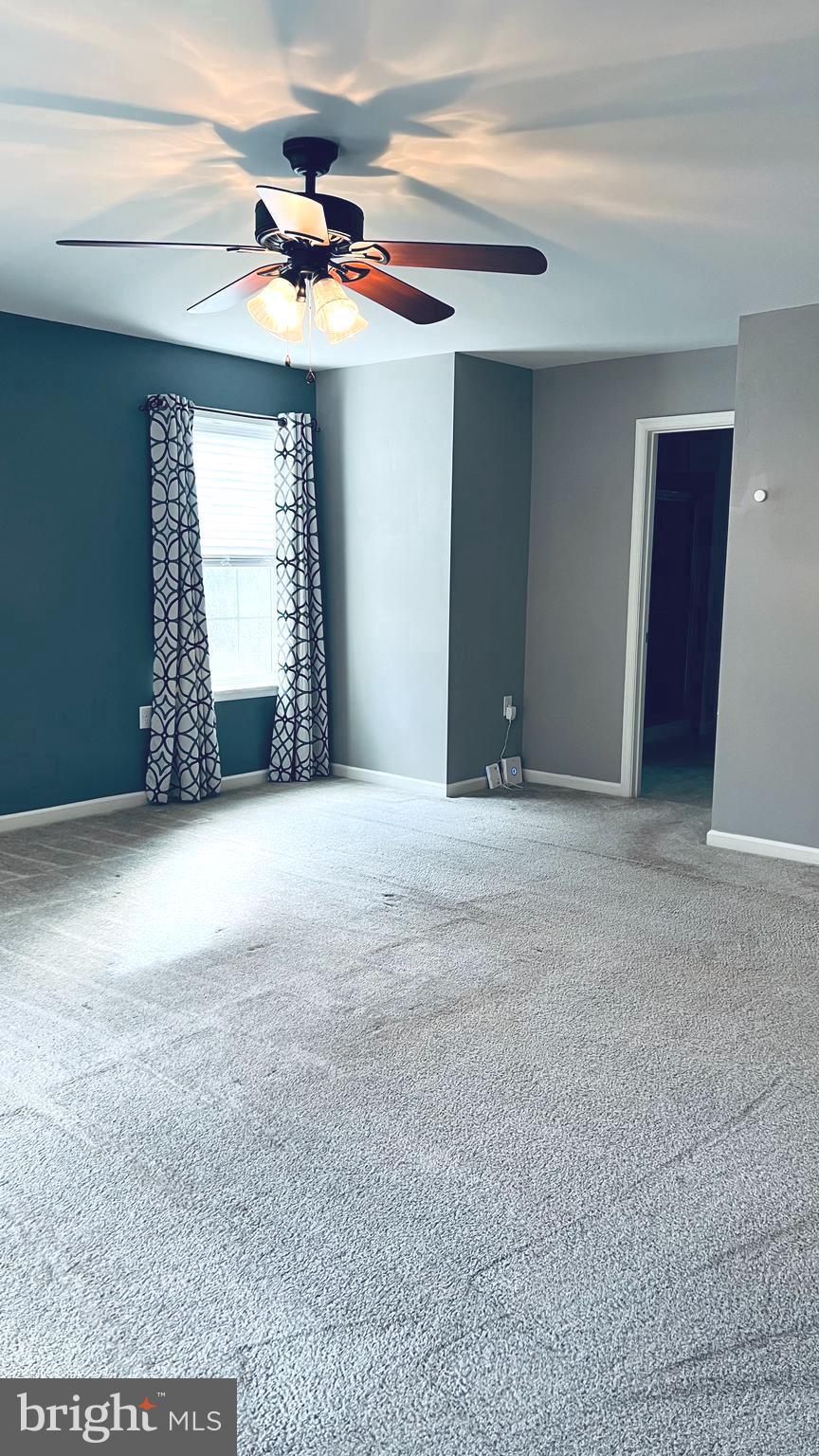 LAKE HOLIDAY ESTATES - Residential