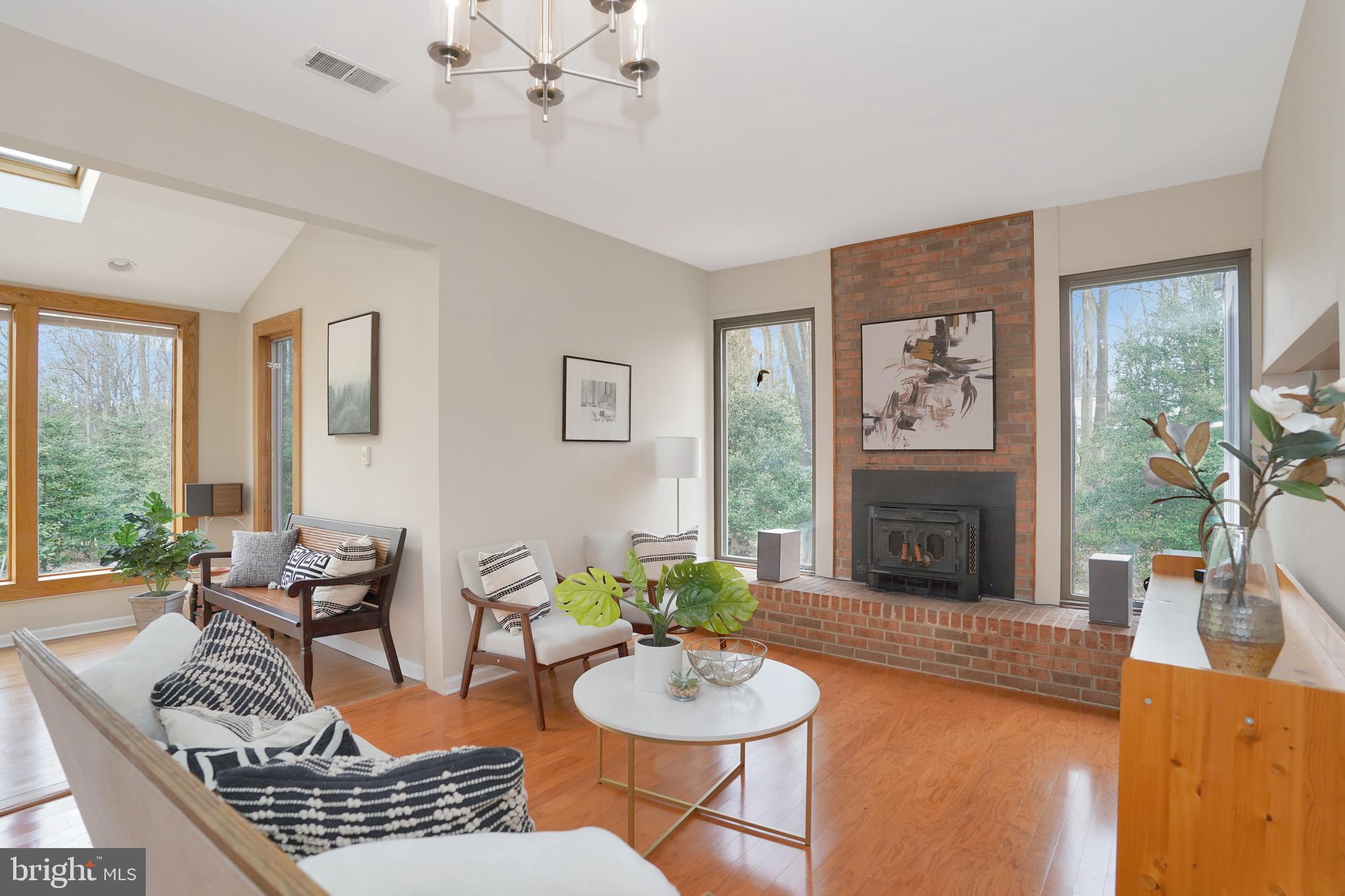 BENNINGTON WOODS - Residential