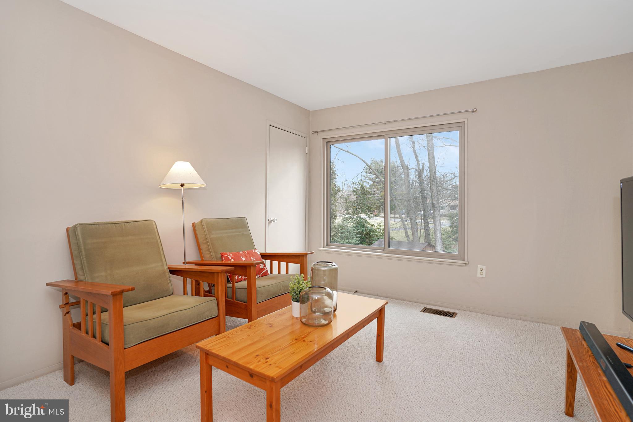 BENNINGTON WOODS - Residential