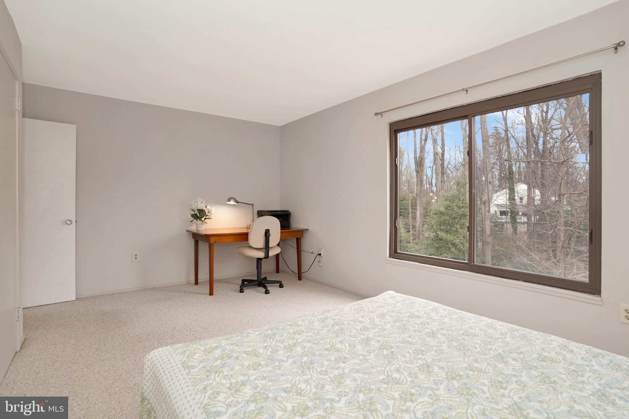 BENNINGTON WOODS - Residential