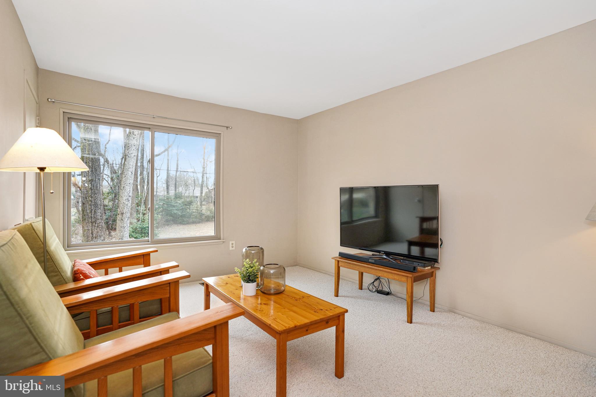 BENNINGTON WOODS - Residential