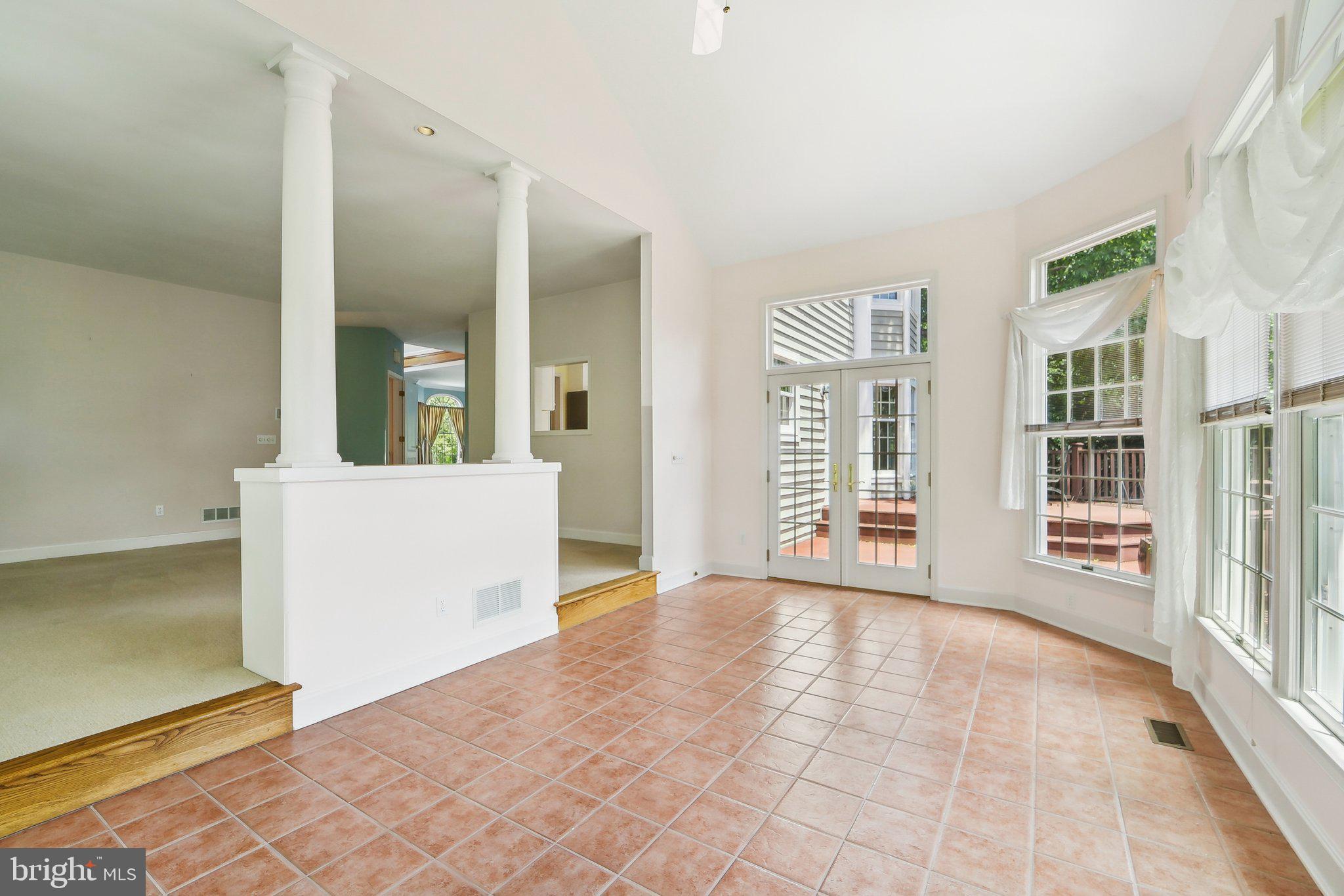 THE HILLSIDE AT SEMINARY - Residential