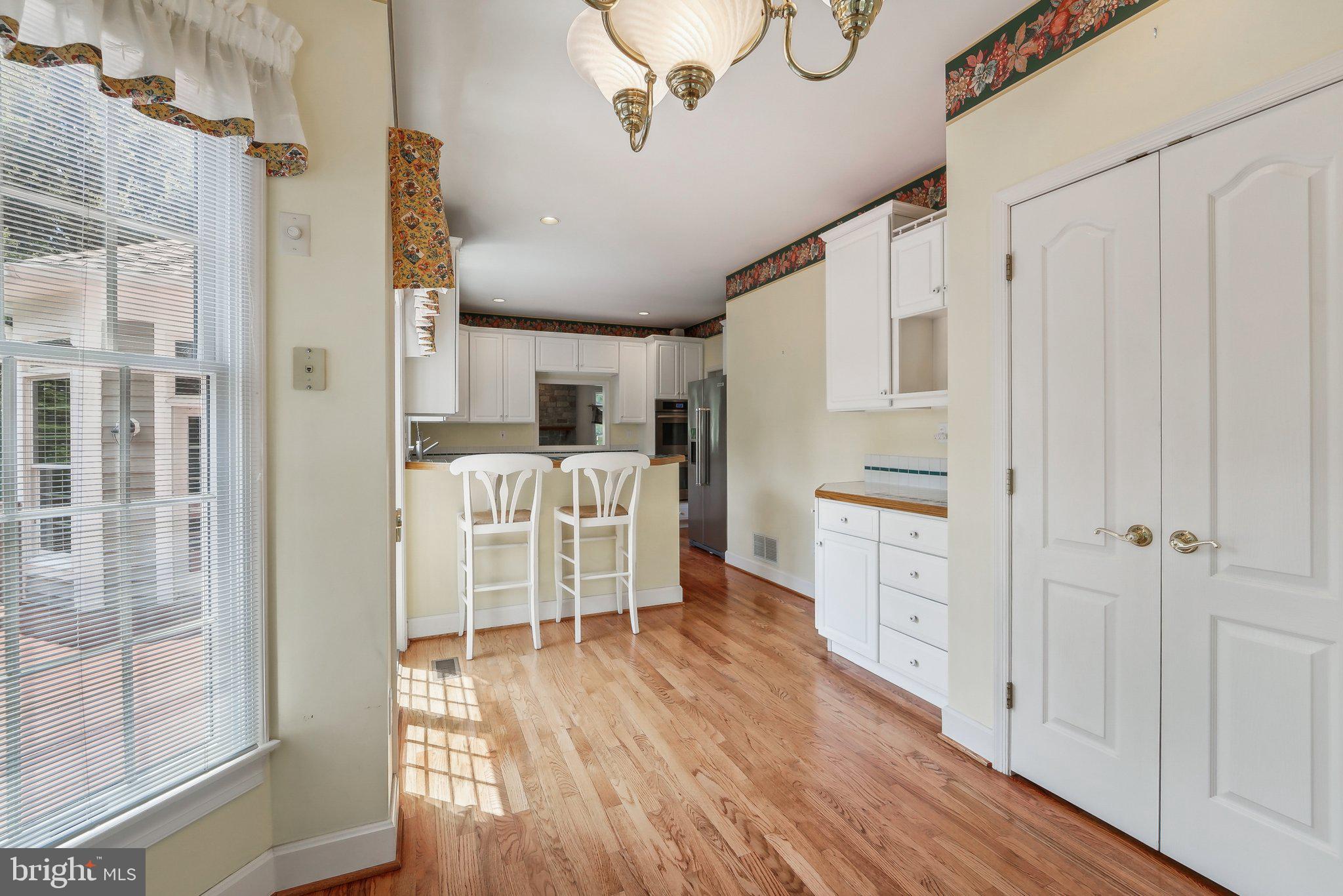 THE HILLSIDE AT SEMINARY - Residential