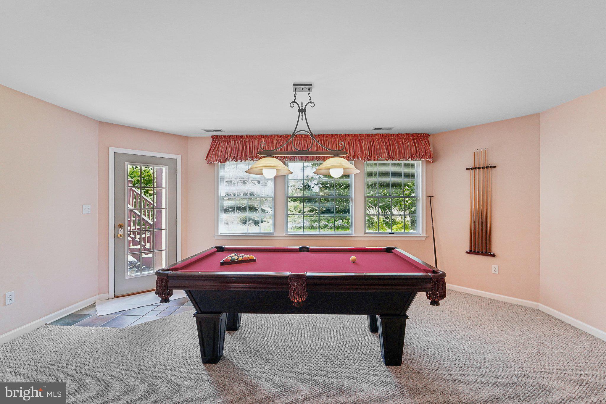 THE HILLSIDE AT SEMINARY - Residential