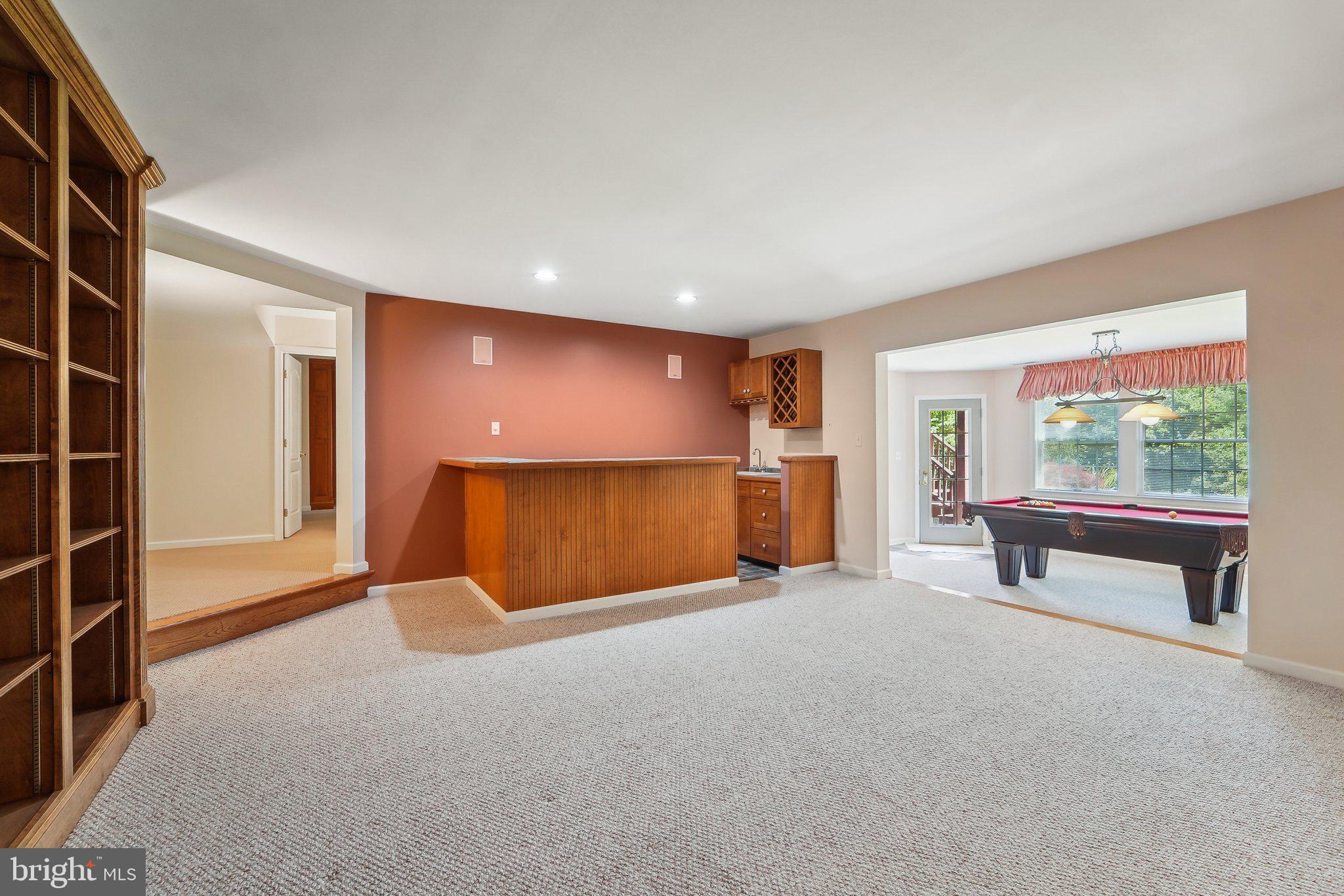 THE HILLSIDE AT SEMINARY - Residential