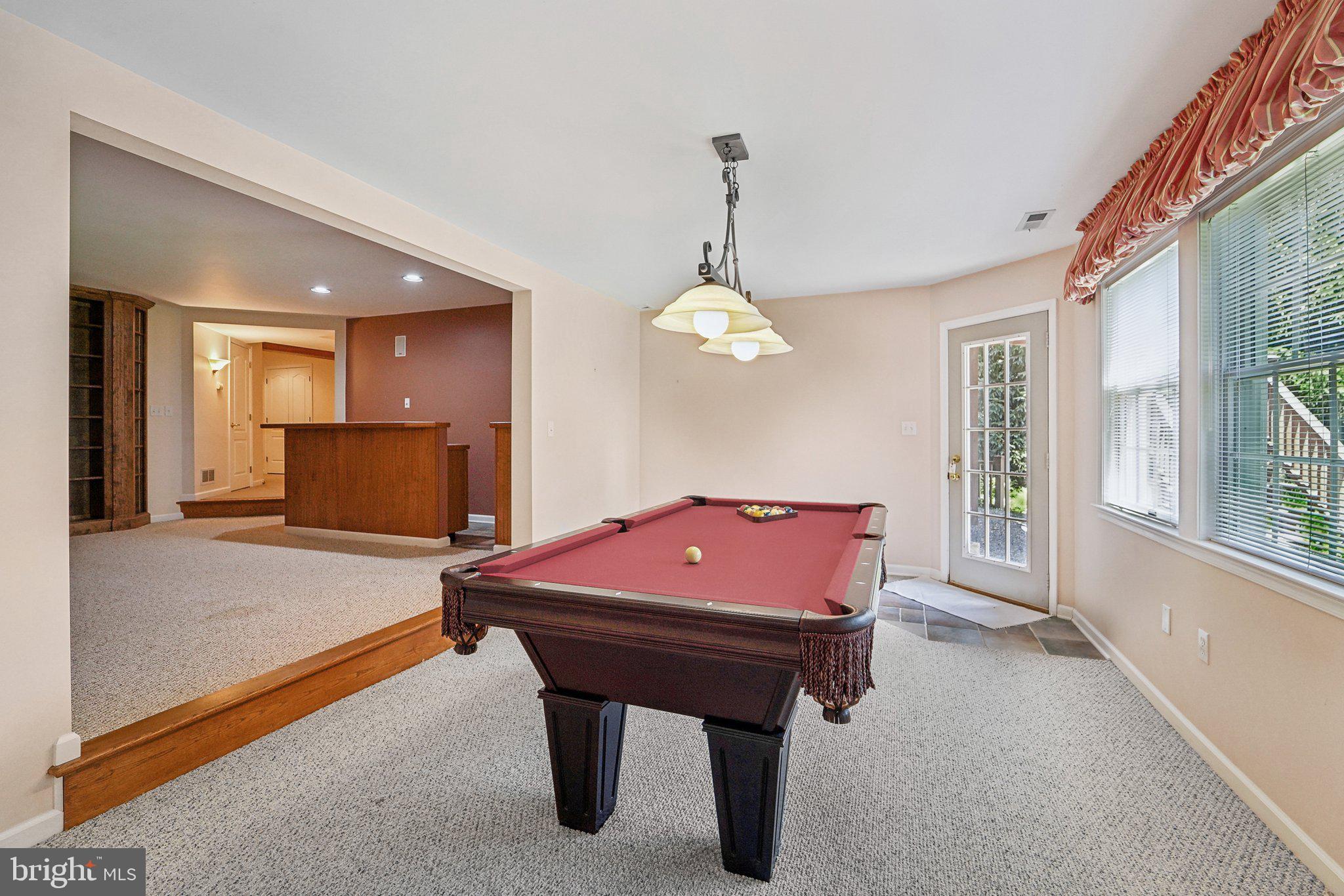 THE HILLSIDE AT SEMINARY - Residential