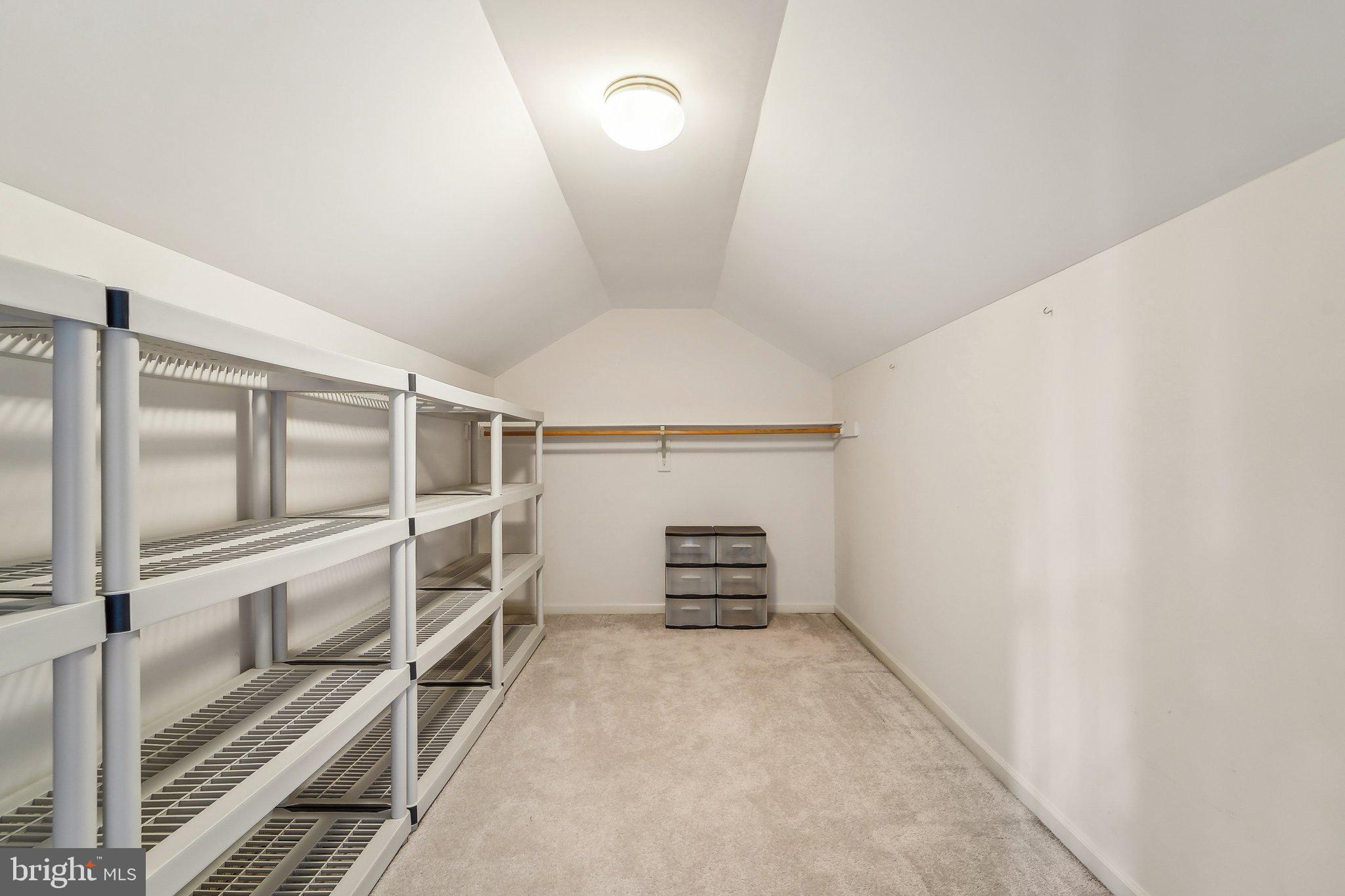 THE HILLSIDE AT SEMINARY - Residential