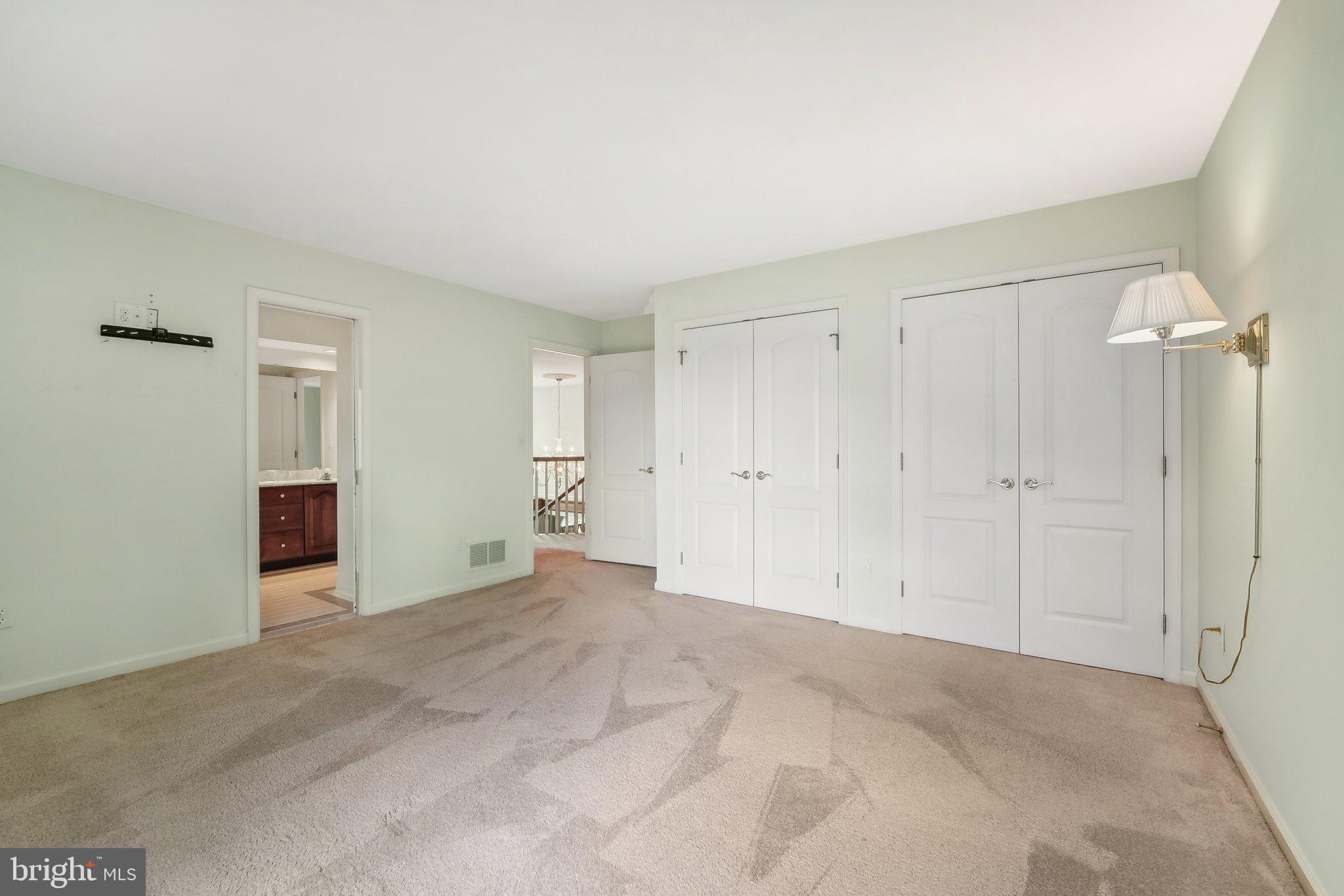 THE HILLSIDE AT SEMINARY - Residential