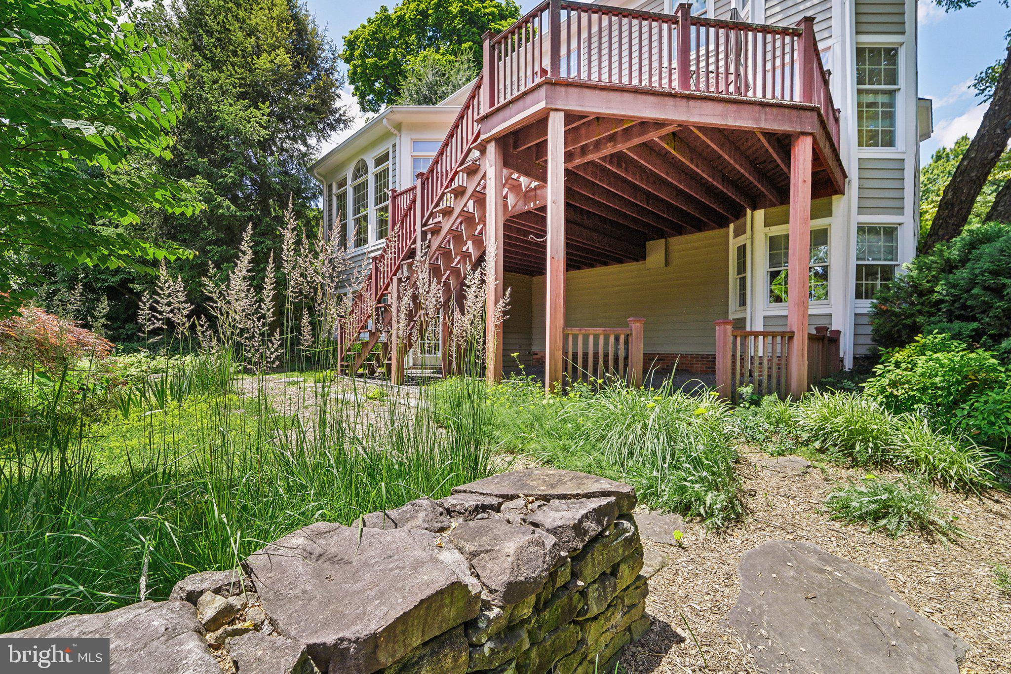 THE HILLSIDE AT SEMINARY - Residential