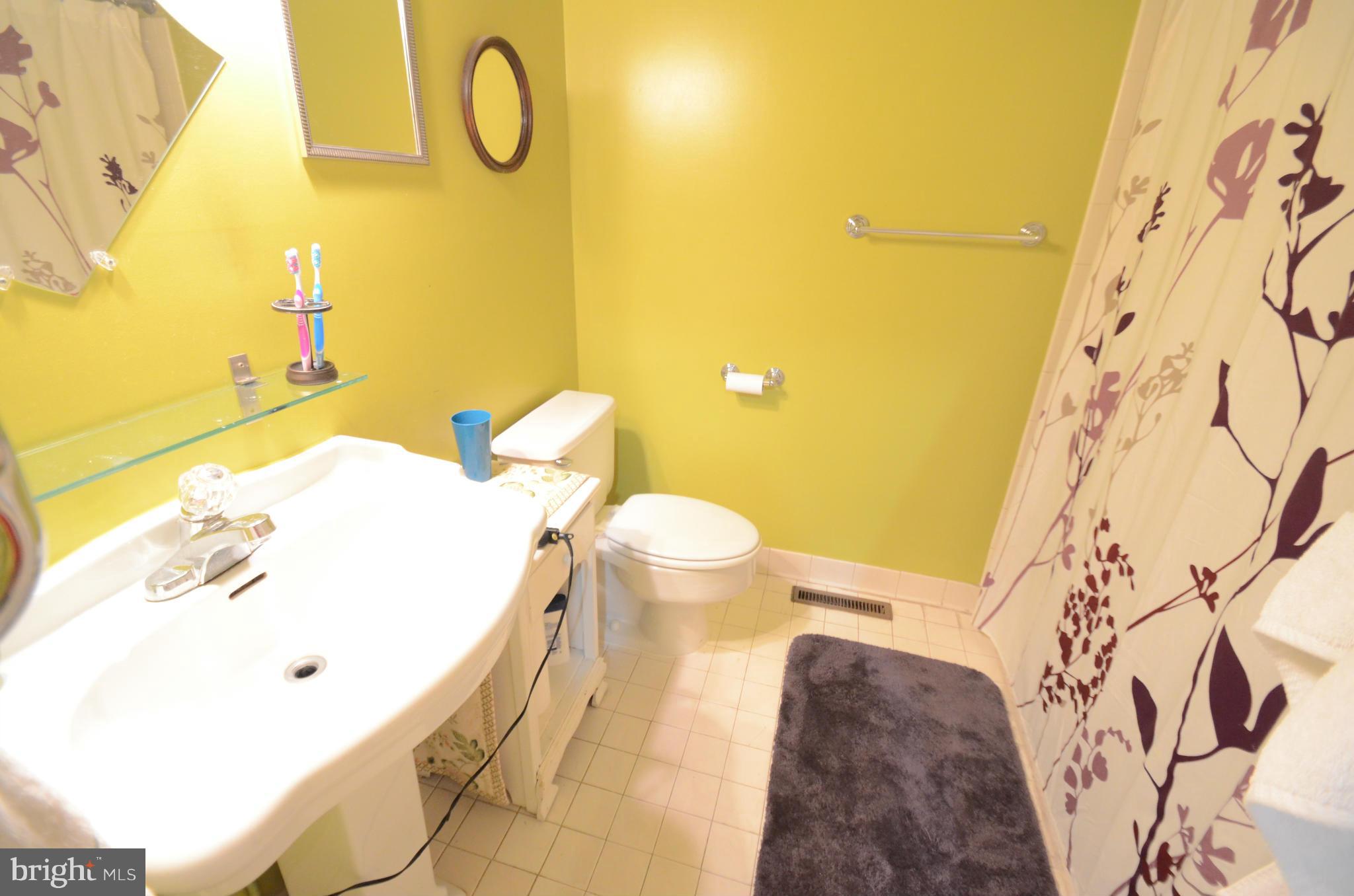 CANTON - Residential Lease