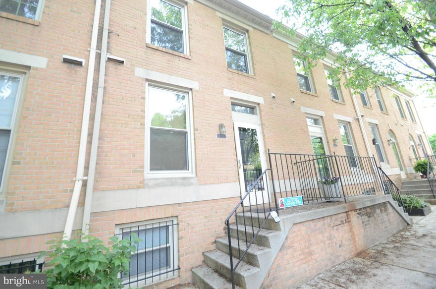 Beautiful TRUE 3 bedroom RENTAL available July 15th. Wood flooring throughout, PARKING, quiet tree-lined street in great CANTON location. Spacious room sizes, private backyard that is fenced with a deck. Enjoy city-living with privacy! Call Liz Etzel for more information.