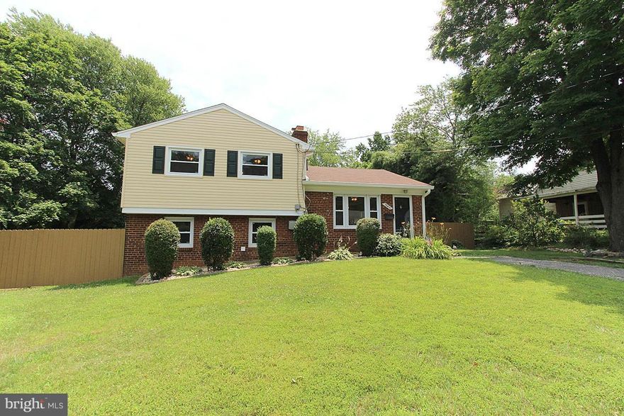 Welcome home to a fantastic house that needs zero work. The sellers have done everything. All there is left to do is move in!! New carpet, new flooring, new paint, new roof, new siding, new solar attic fans, newer appliances, new counters, new sink. Too much to name here. Private and fenced back yard with deck and swimming pool. All of that AND a home warranty. Hurry and come take a look!!