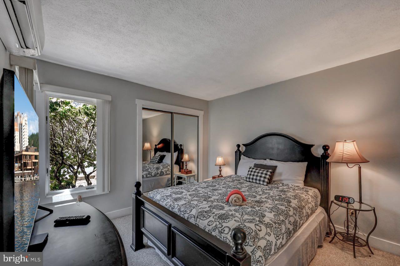 SNOW RIDGE VILLAGE - Residential