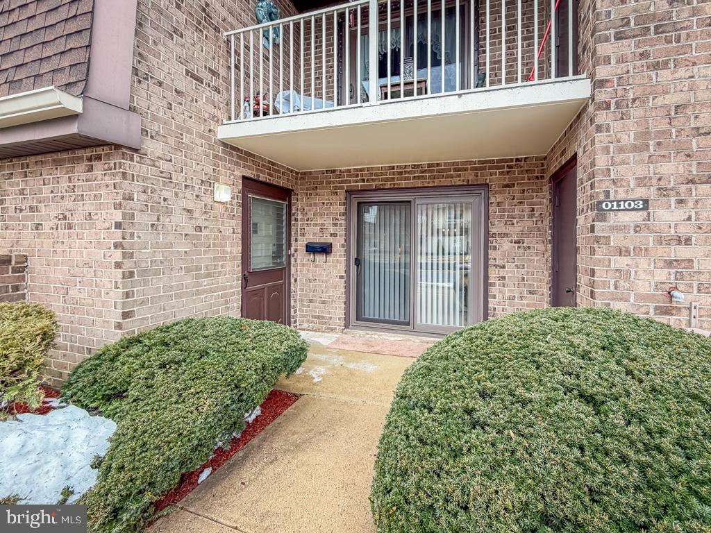 1103 DELAIRE LANDING ROAD 00 1103