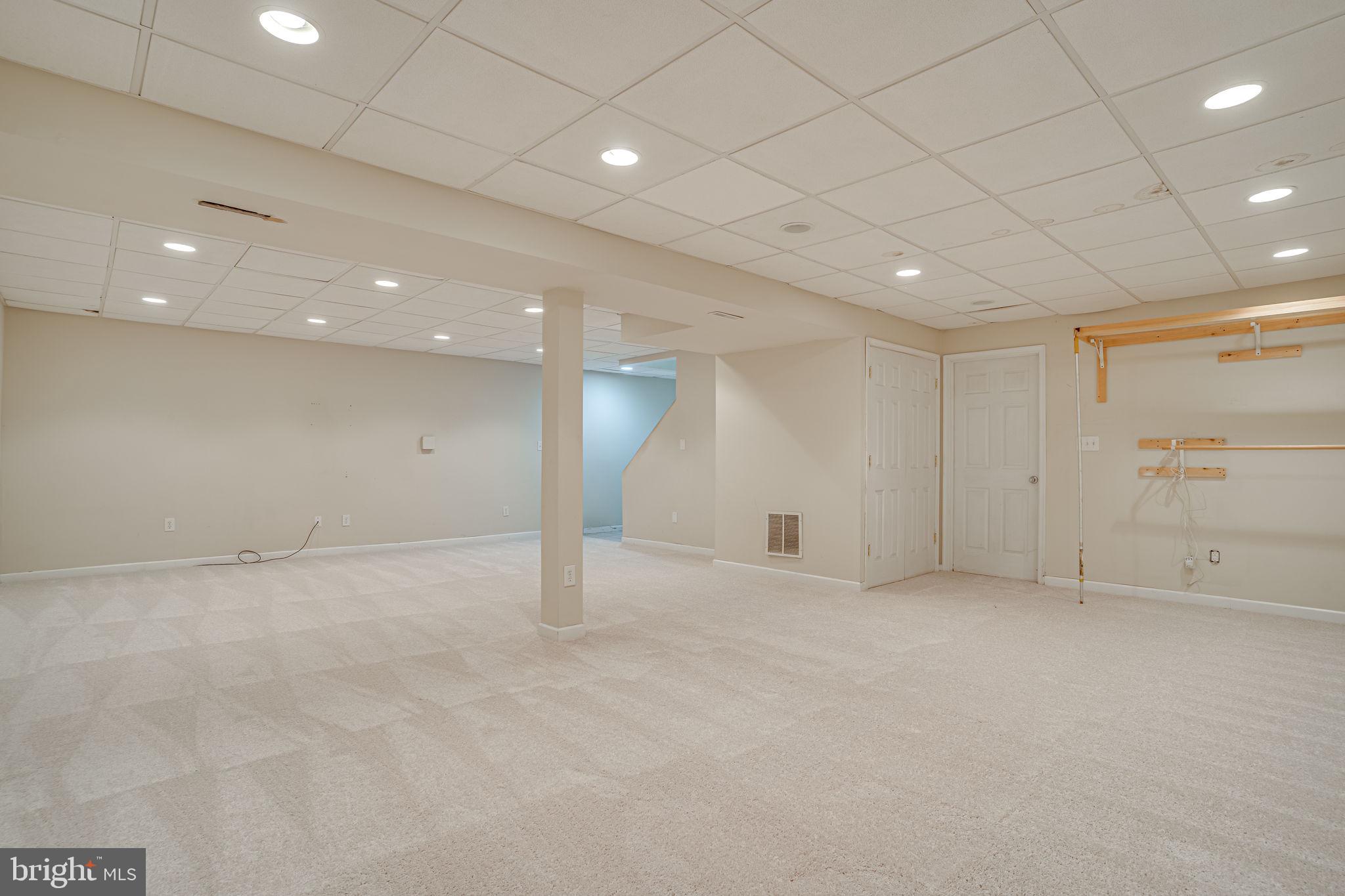 CHESTNUT RIDGE - Residential