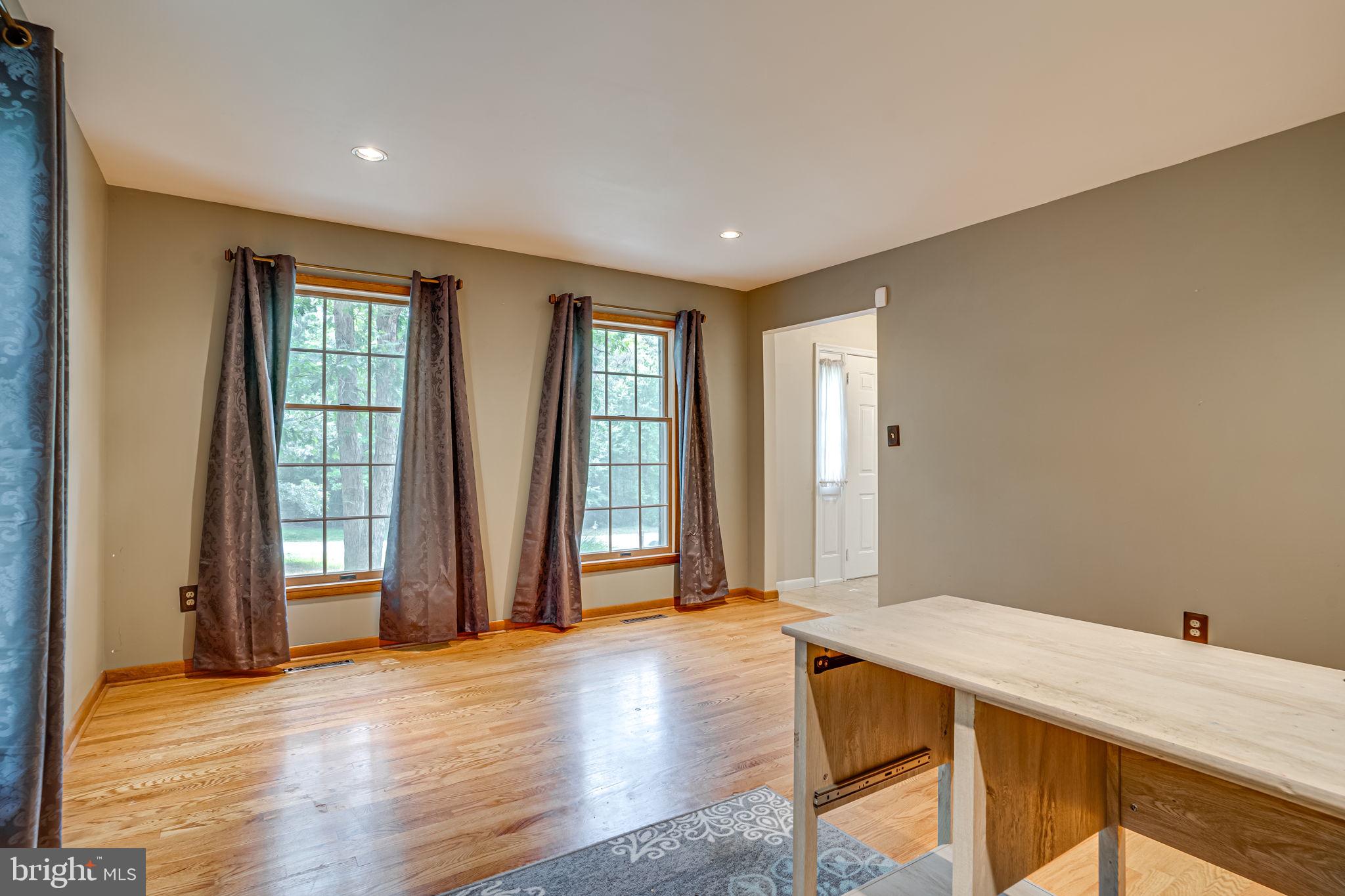 CHESTNUT RIDGE - Residential