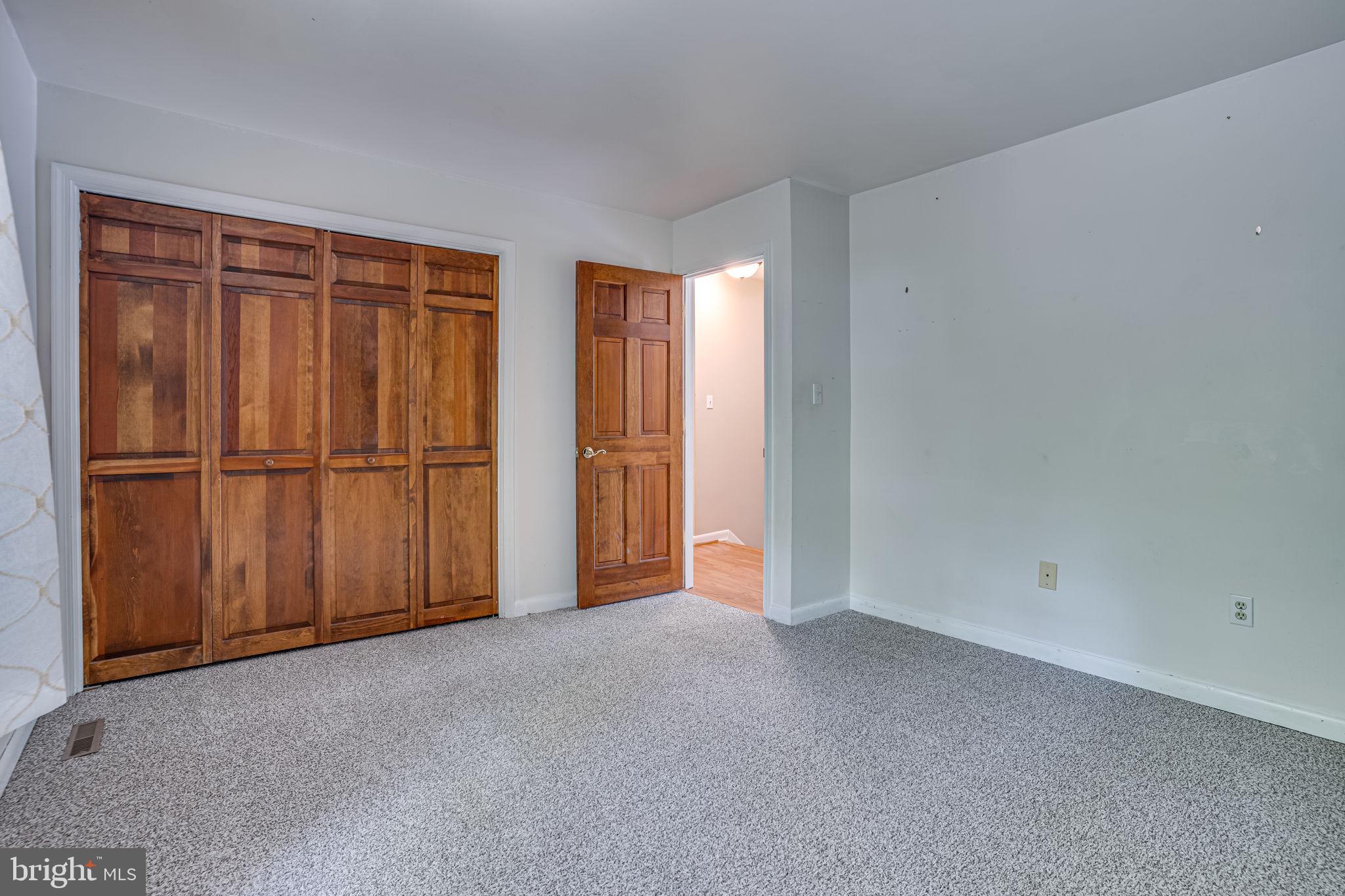 CHESTNUT RIDGE - Residential