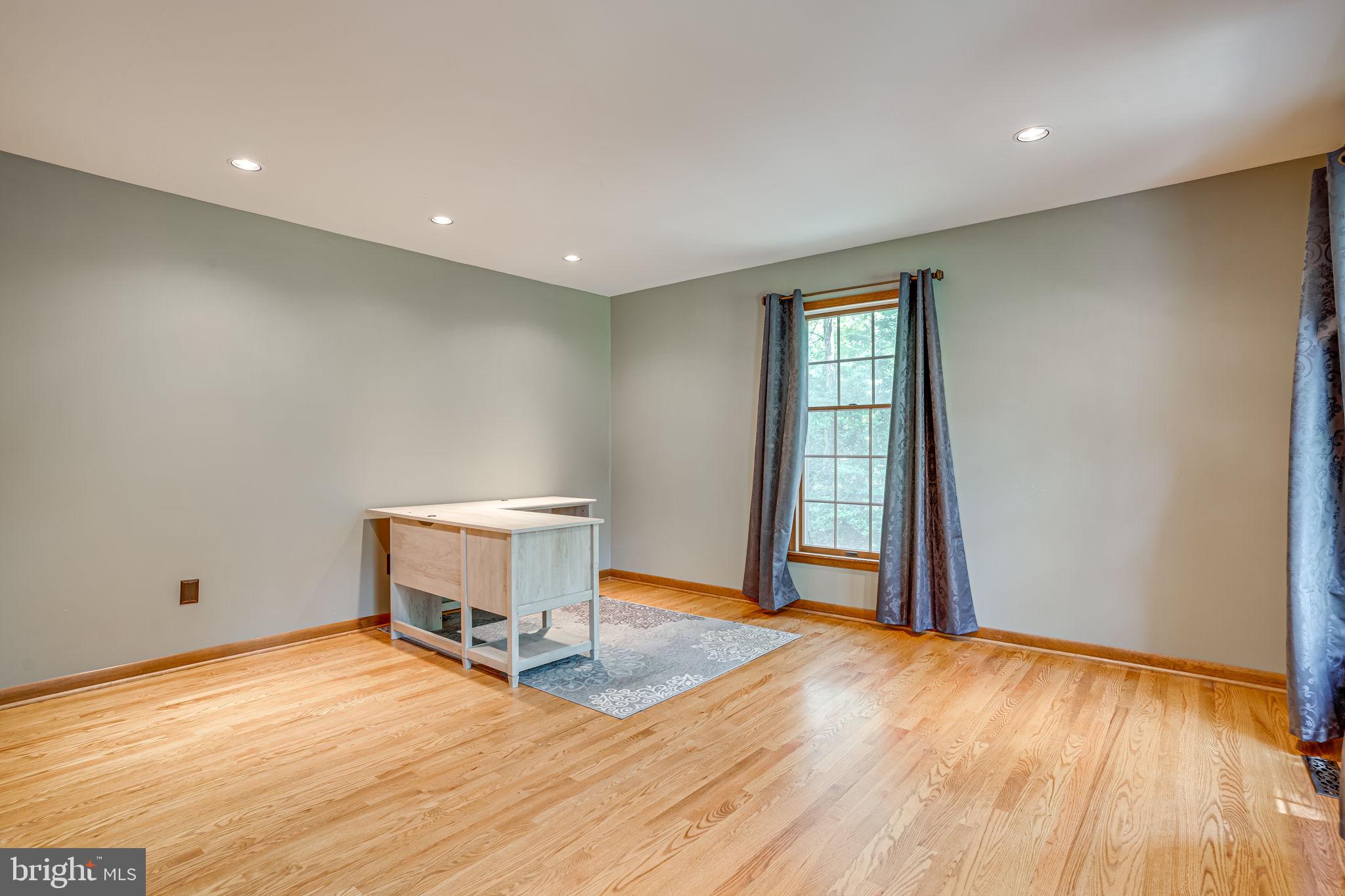 CHESTNUT RIDGE - Residential