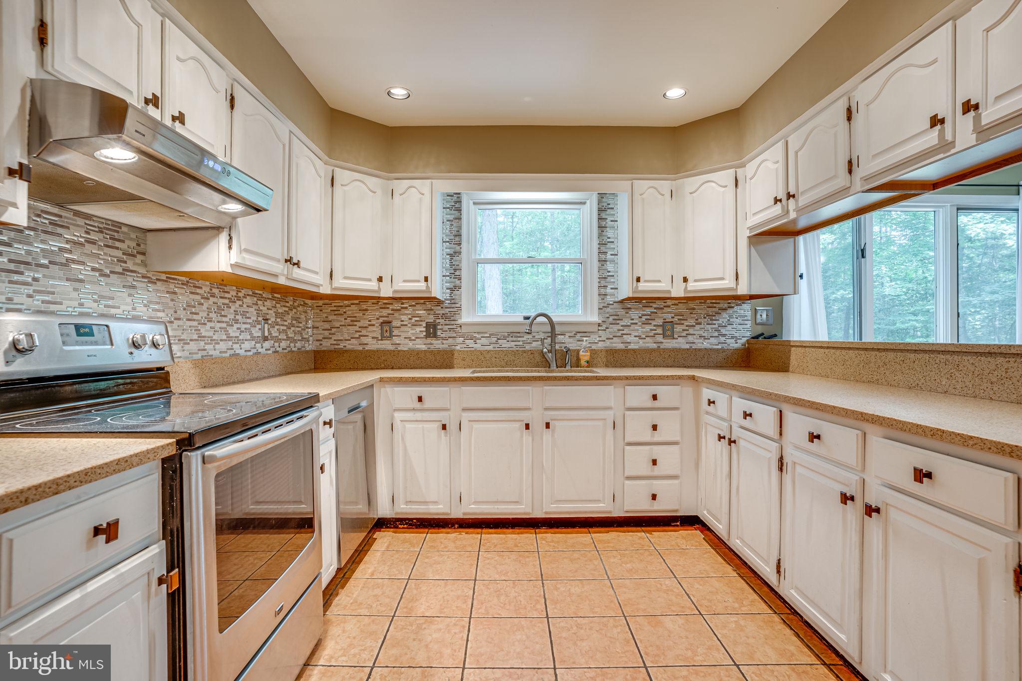 CHESTNUT RIDGE - Residential