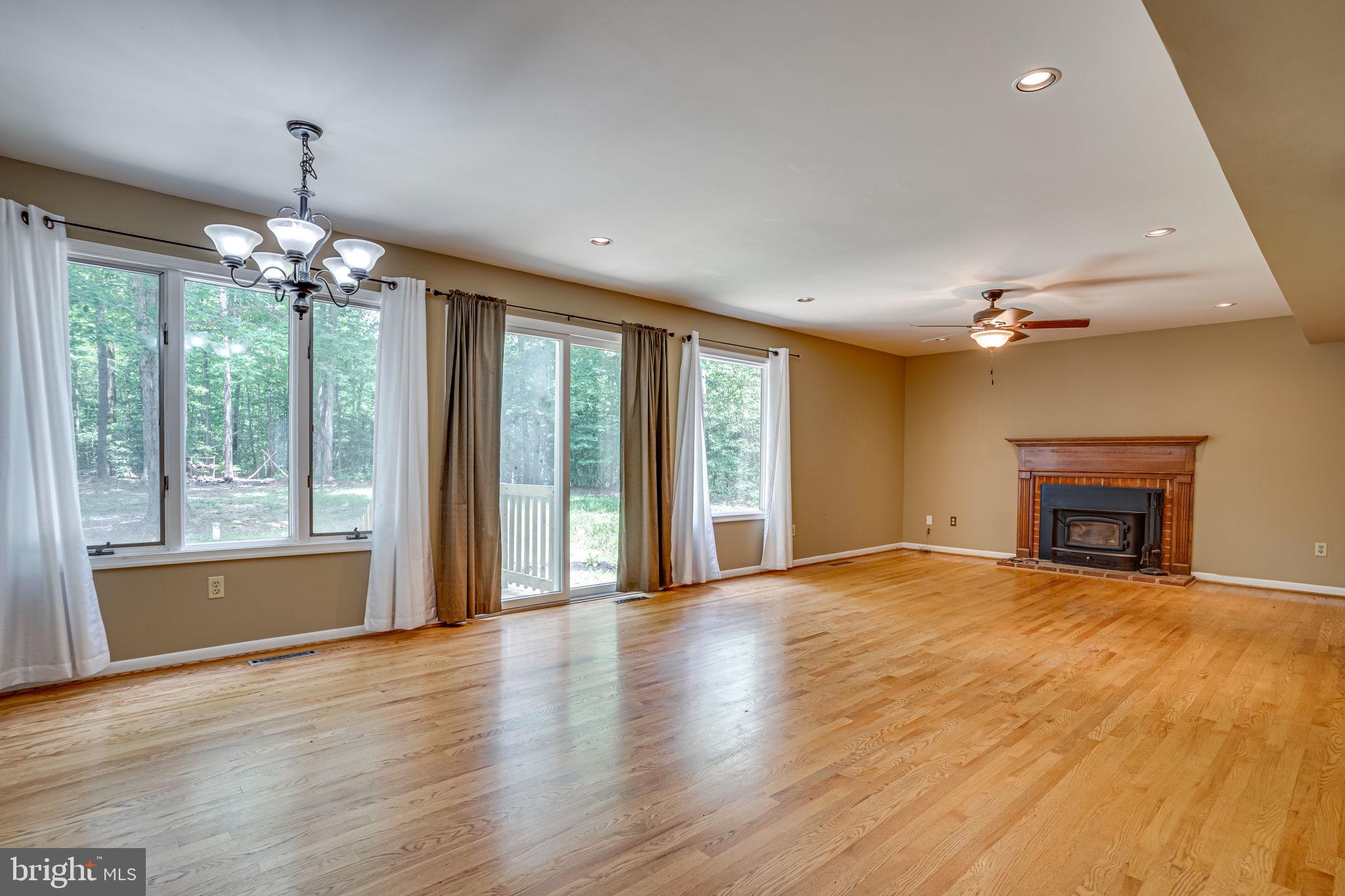 CHESTNUT RIDGE - Residential