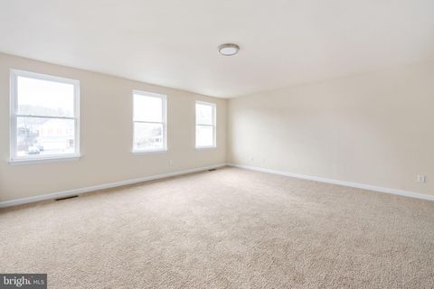 Tiny photo for 8 Newport Court, STAFFORD, VA 22554 (MLS # VAST2044980)