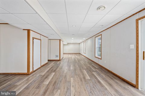 Tiny photo for 8 Newport Court, STAFFORD, VA 22554 (MLS # VAST2044980)