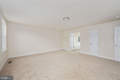Tiny photo for 8 Newport Court, STAFFORD, VA 22554 (MLS # VAST2044980)