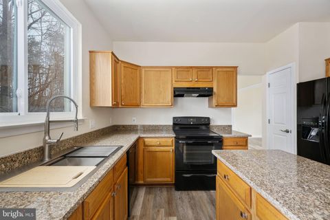 Tiny photo for 8 Newport Court, STAFFORD, VA 22554 (MLS # VAST2044980)