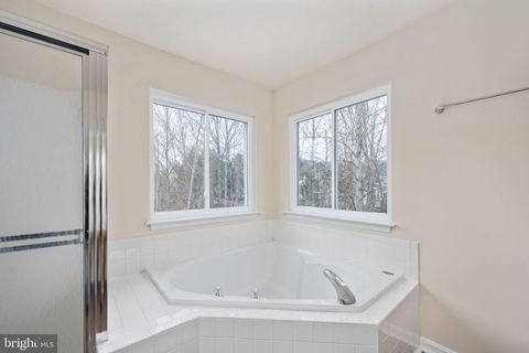 Tiny photo for 8 Newport Court, STAFFORD, VA 22554 (MLS # VAST2044980)
