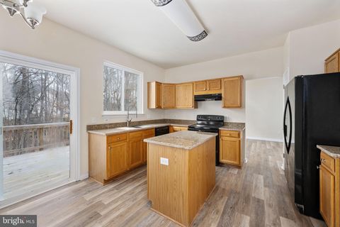 Tiny photo for 8 Newport Court, STAFFORD, VA 22554 (MLS # VAST2044980)