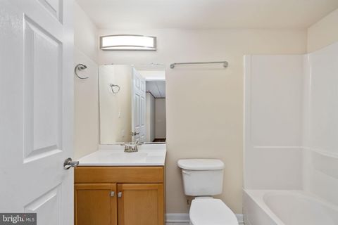 Tiny photo for 8 Newport Court, STAFFORD, VA 22554 (MLS # VAST2044980)